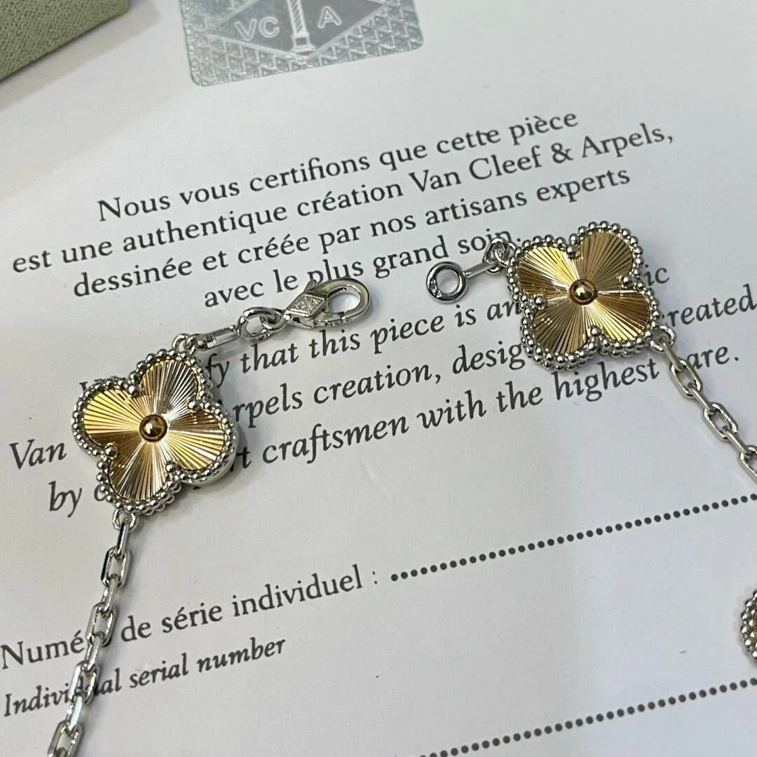[LunaMar]LUCKY CLOVER 5-MOTIF BRACELET - LASER COLLECTION