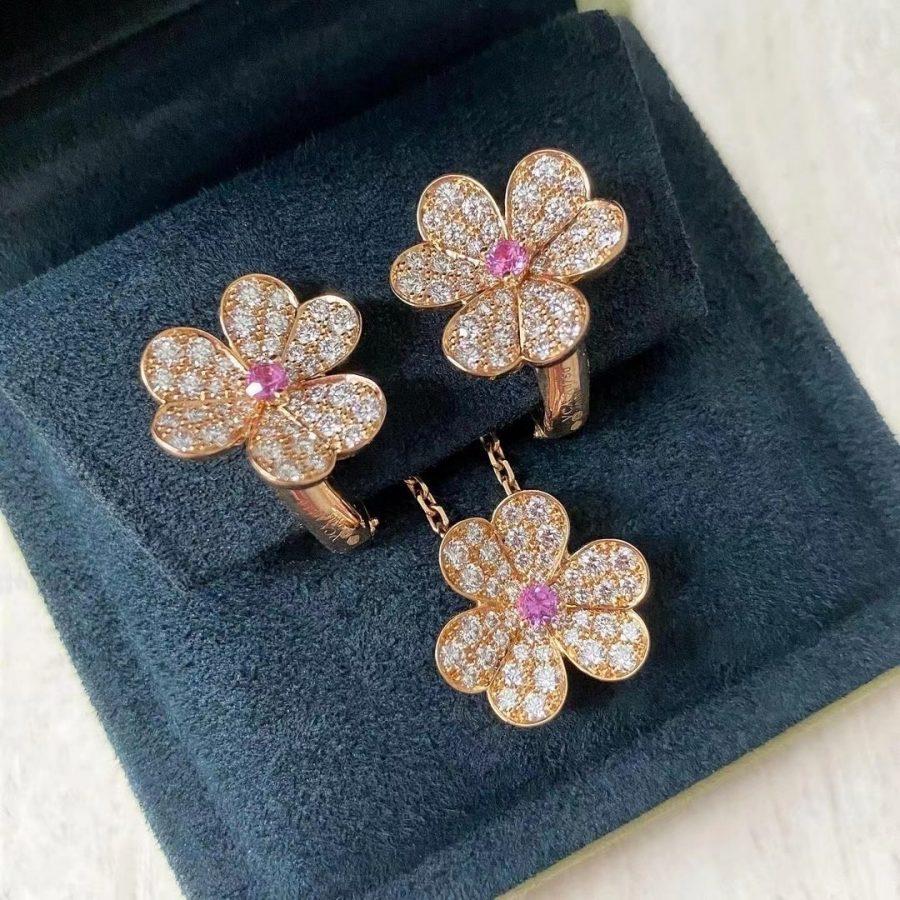 [LunaMar]PAVÉ DIAMOND BUTTERFLY CHARM NECKLACE