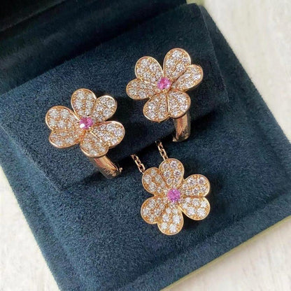 [LunaMar]PAVÉ DIAMOND BUTTERFLY CHARM NECKLACE