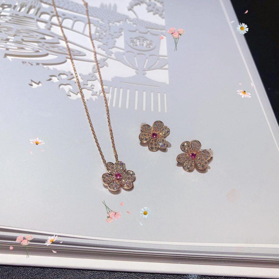 [LunaMar]PAVÉ DIAMOND BUTTERFLY CHARM NECKLACE