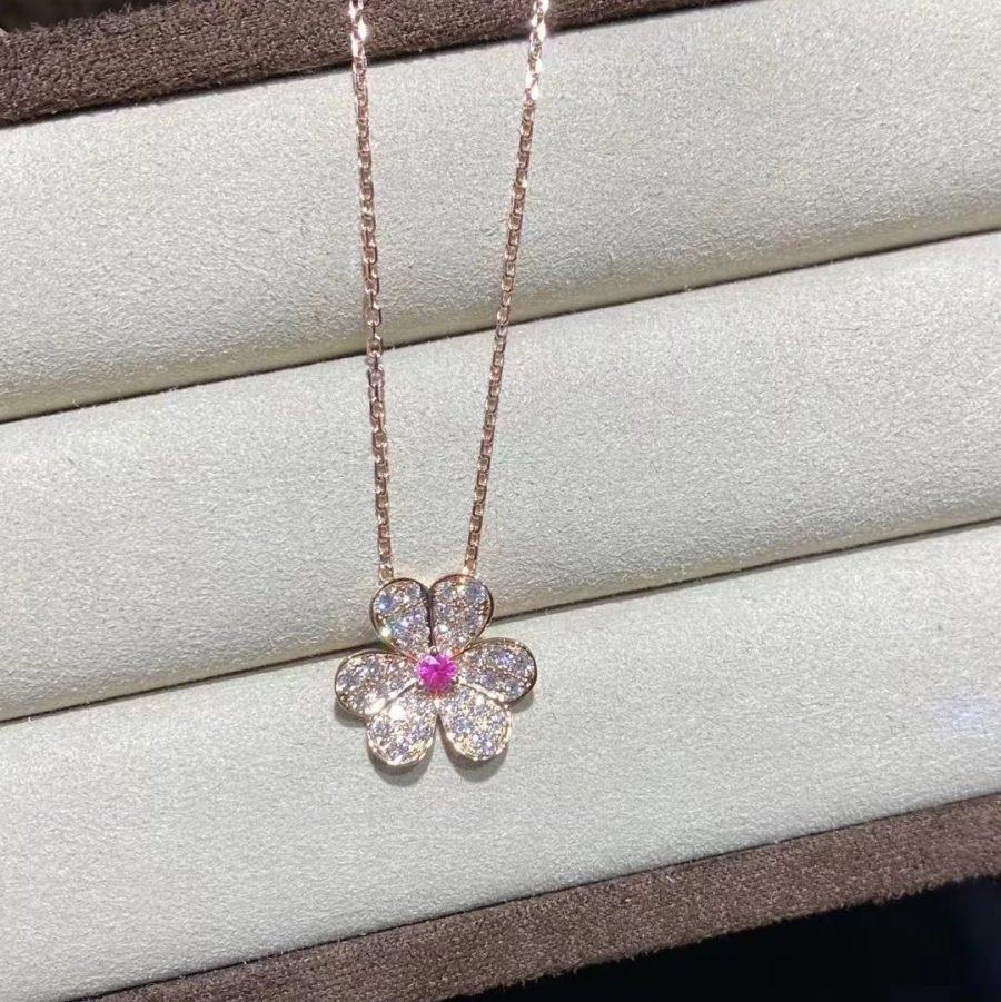 [LunaMar]PAVÉ DIAMOND BUTTERFLY CHARM NECKLACE