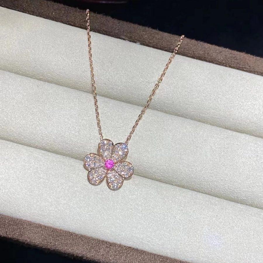 [LunaMar]PAVÉ DIAMOND BUTTERFLY CHARM NECKLACE
