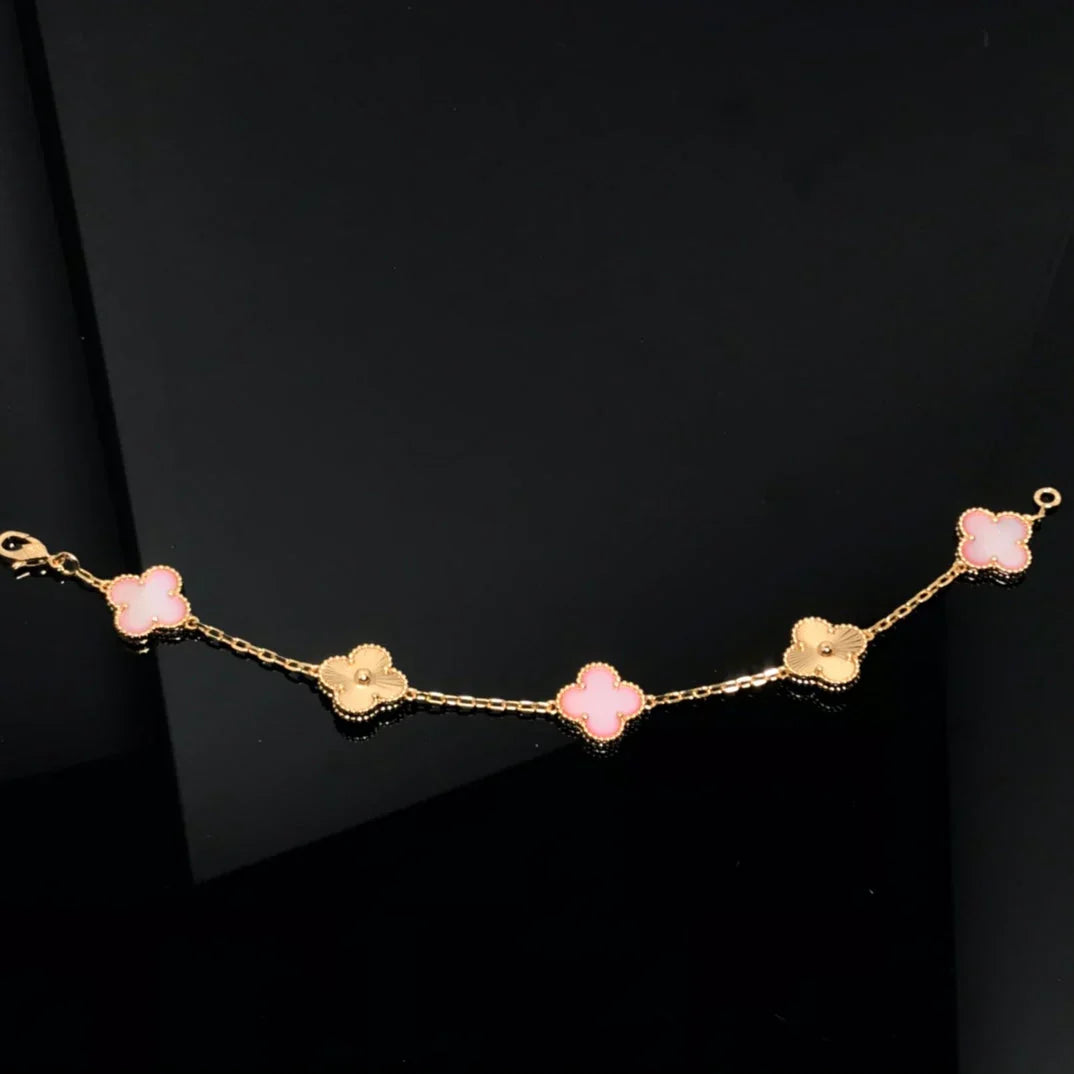 [LunaMar]LUCKY CLOVER 5-MOTIF BRACELET - PINK MOTHER-OF-PEARL COLLECTION