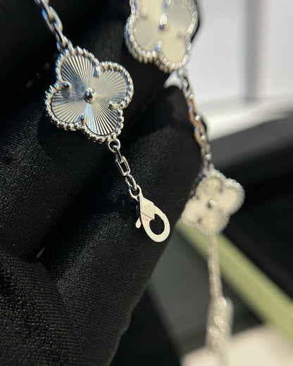 [LunaMar]LUCKY CLOVER 5-MOTIF BRACELET - LASER COLLECTION